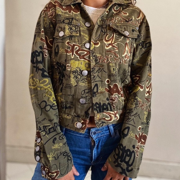 JEAN PAUL GAULTIER Graffiti Denim jacket in size S - Picture 13 of 13